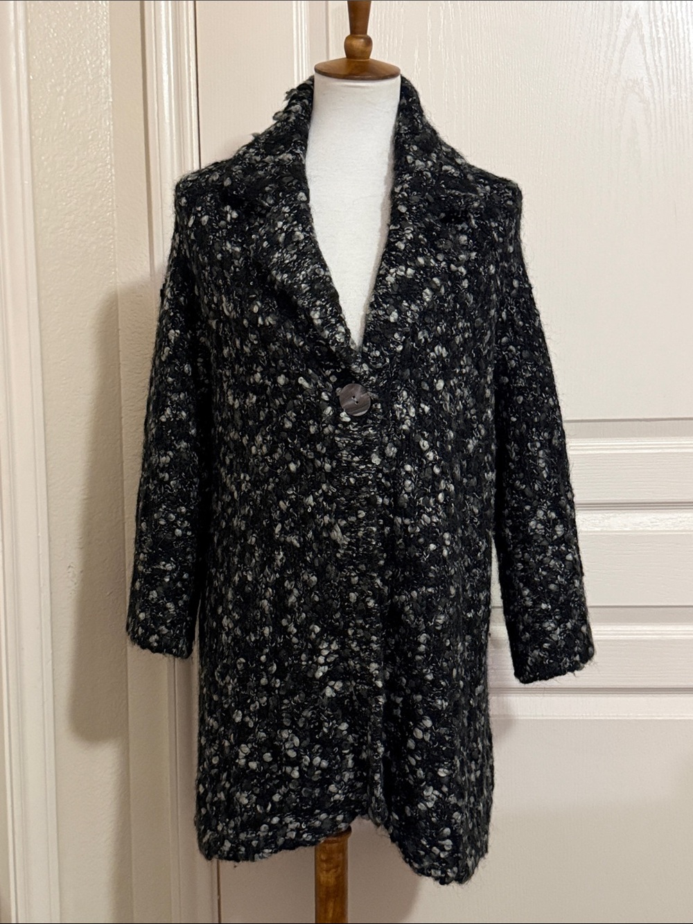 Vintage 90s Carole Little Woman Black & Gray Bouclé Single-Button Women's Coat
